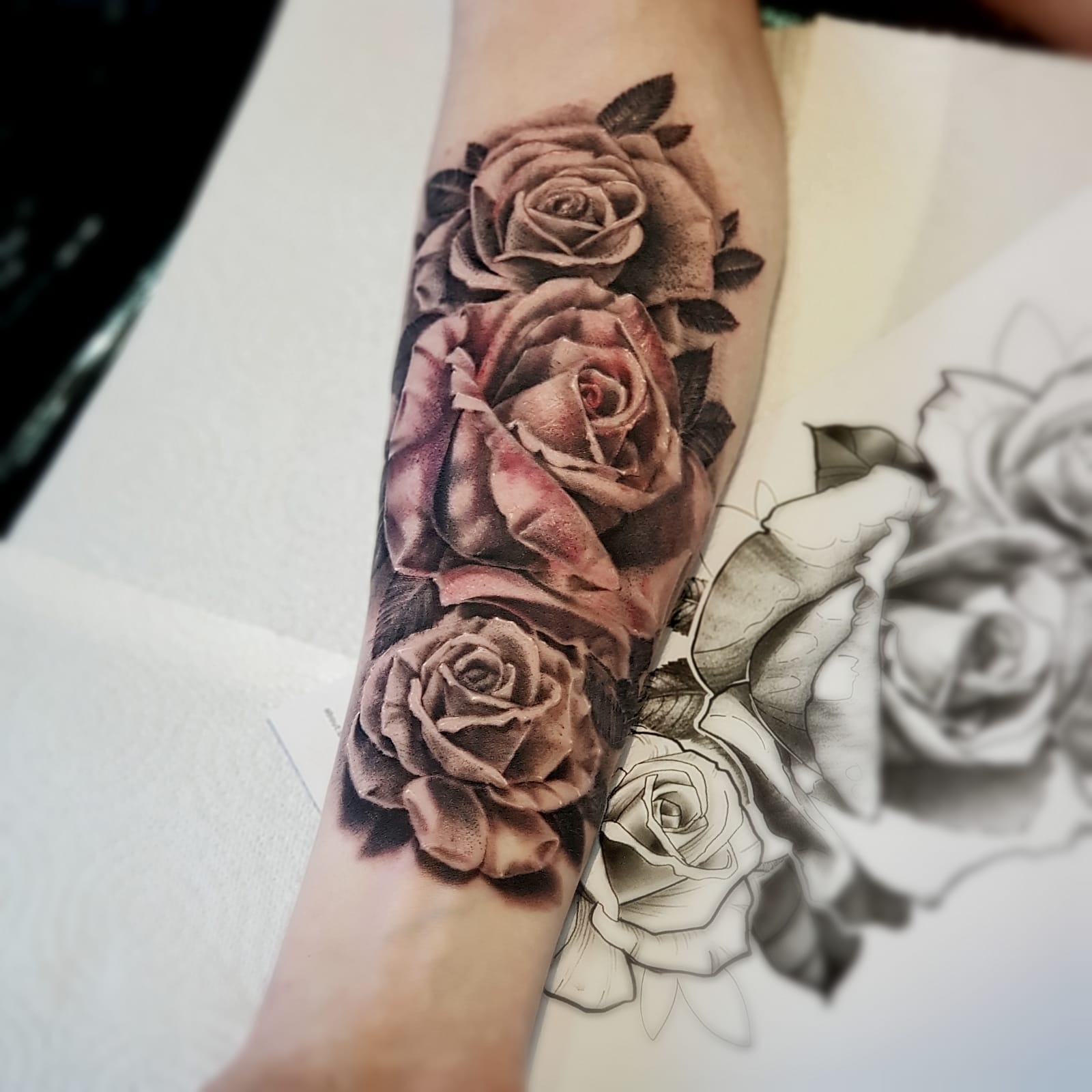 Rose tattoos: meaning & rose tattoo ideas